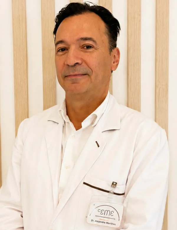 Dr. Alejandro Martínez Balda. Médico general.
